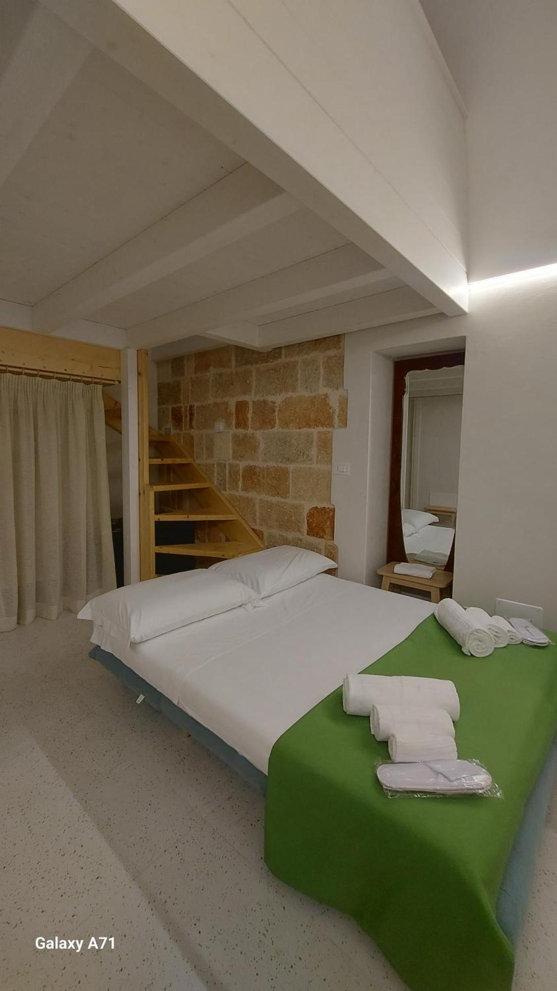 Mandorleolio Versomare Polignano a Mare Extérieur photo